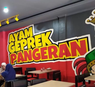 Logo Ayam Geprek Pangeran